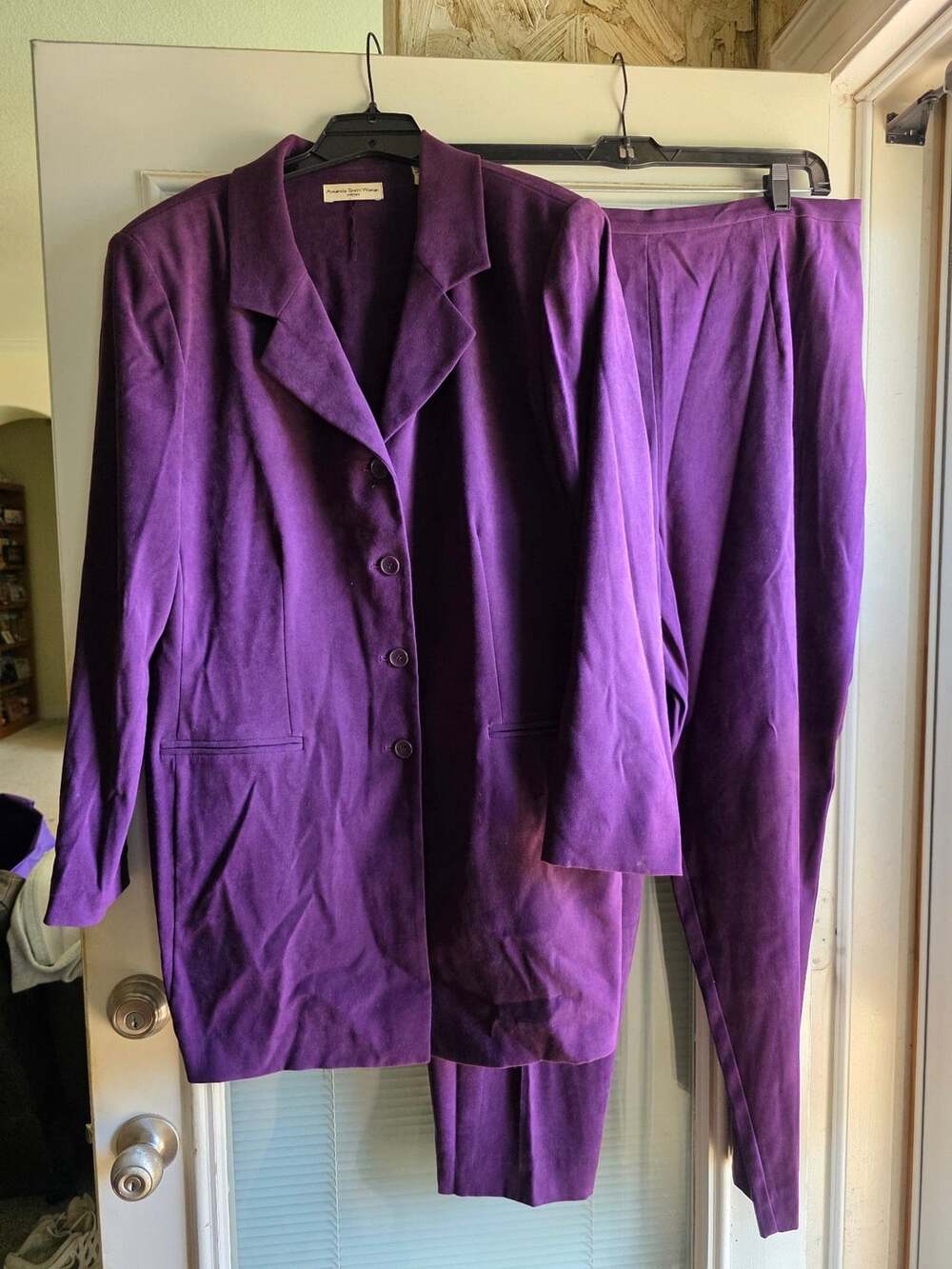 Amanda Smith Woman Suede Like Microfiber Suit 18W Purple Jacket Pants